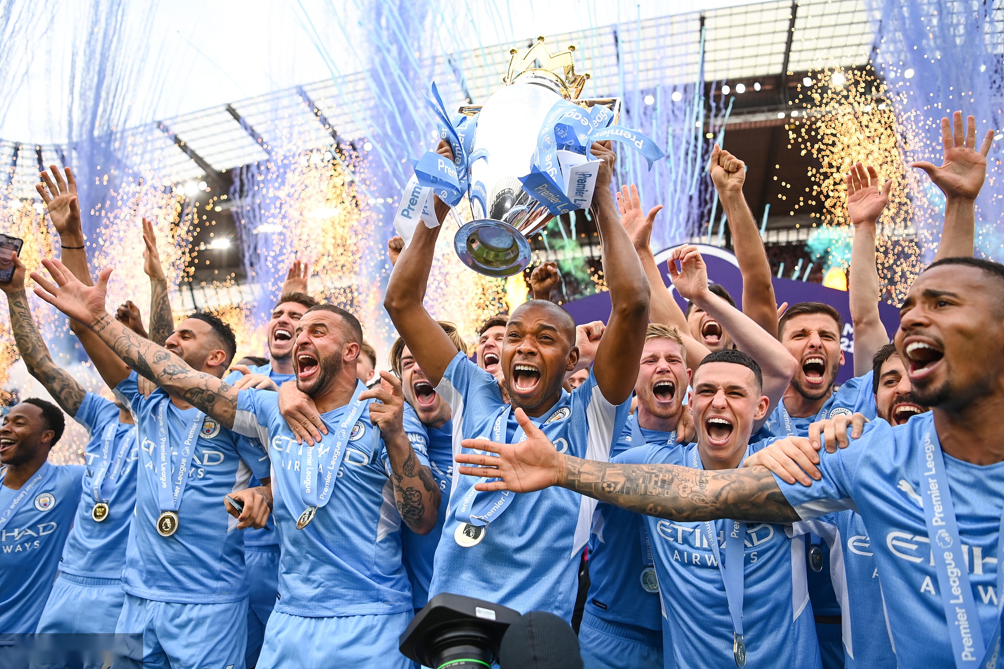 总是令人振 总是令人振